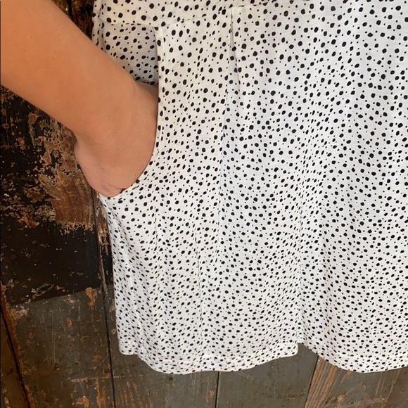 Mirror and Dash Wrap Dress with Pockets!! - Picture 5 of 5